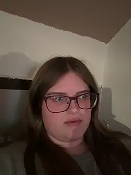 CurvyPaar2 online show from February 2, 7:12 pm