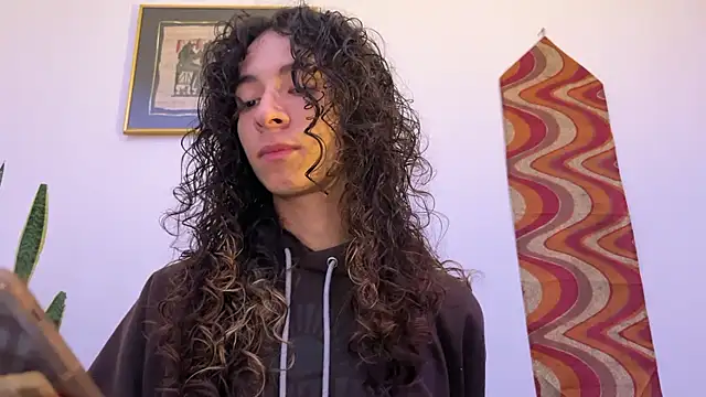 camille delrey online show from December 16, 12:59 am