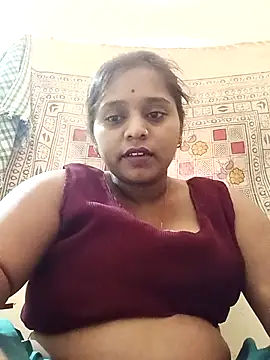Snapshot of Hot_crety chatting on July 11, 7:00 am Hot crety online show from July 11, 7:00 am