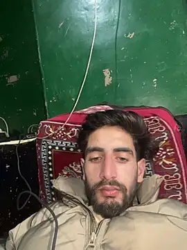 lyath3245 online show from February 6, 9:01 am