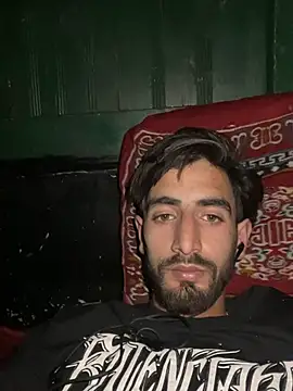 lyath3245 online show from April 1, 7:33 pm