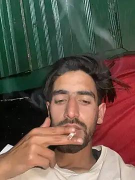 lyath3245 online show from April 15, 6:42 am