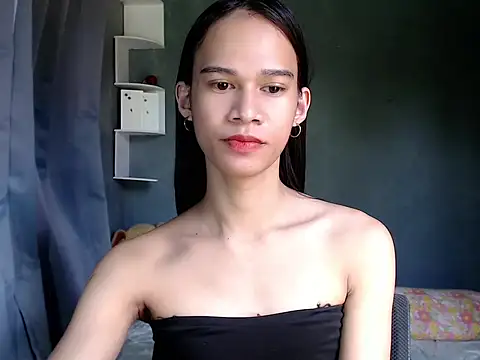 Snapshot of urseductivebarbie_xx chatting on February 12, 4:29 am urseductivebarbie xx online show from February 12, 4:29 am