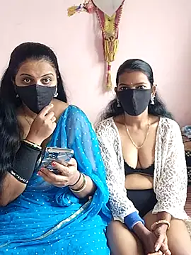 Snapshot of sneha_bebo chatting on July 4, 8:42 am sneha bebo online show from July 4, 8:42 am