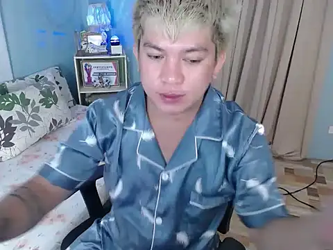 Fuckboii intown online show from November 30, 1:48 pm