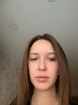 ElliRose online show from November 28, 7:33 am