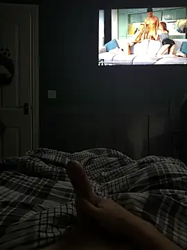 randomguy111335 online show from April 28, 8:52 am