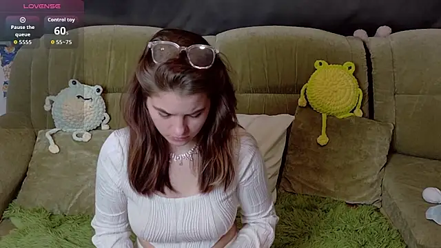 ElzaBlis online show from February 8, 3:37 pm