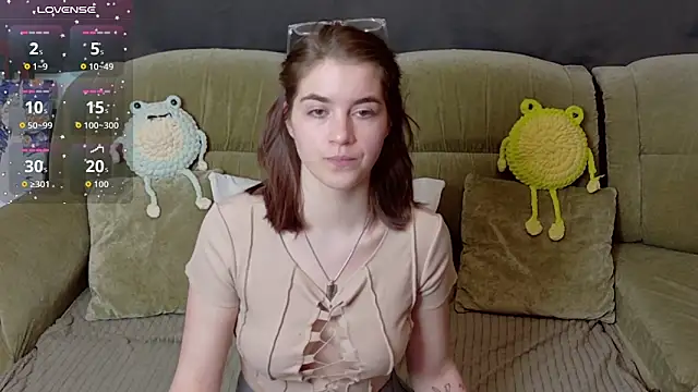 ElzaBlis online show from April 9, 2:55 pm