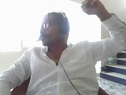 Snapshot of hosur_horny chatting on April 12, 5:56 am hosur horny online show from April 12, 5:56 am