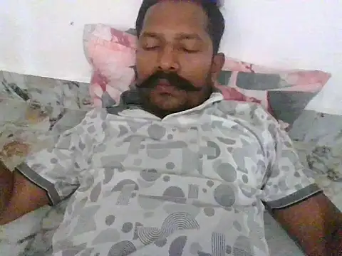 Snapshot of hosur_horny chatting on April 17, 2:20 pm hosur horny online show from April 17, 2:20 pm