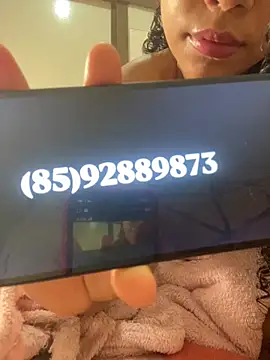 Snapshot of jhennyfer chatting on December 4, 6:34 am jhennyfer online show from December 4, 6:34 am