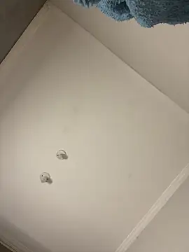 Snapshot of jhennyfer chatting on February 21, 4:35 am jhennyfer online show from February 21, 4:35 am