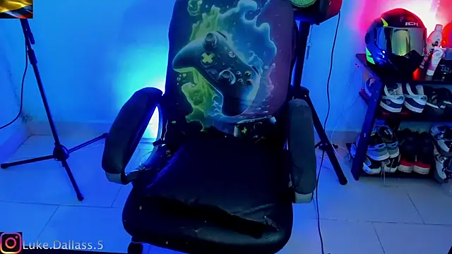 zeus 7777 online show from February 4, 11:42 pm