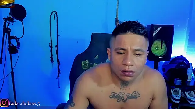 zeus 7777 online show from February 18, 9:49 am