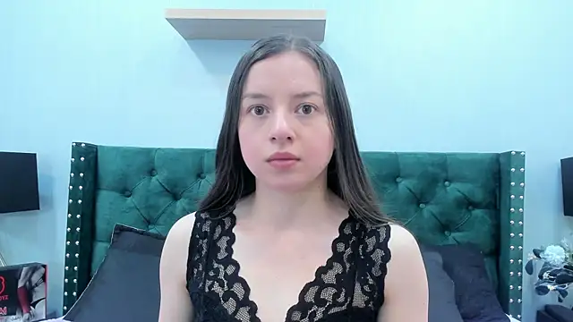 Snapshot of VioletaNova chatting on June 26, 12:31 pm VioletaNova online show from June 26, 12:31 pm