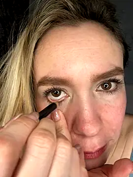 BritgetPsychol online show from November 4, 2:32 am