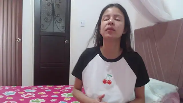 nathaly jones  online show from March 20, 12:54 pm