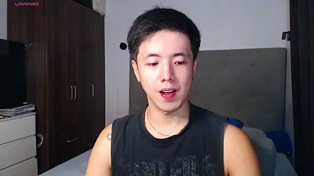 Addictiveboi online show from March 12, 3:34 am