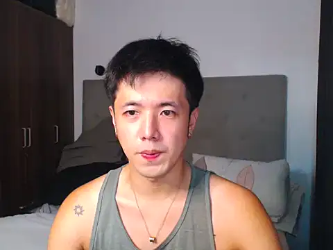 Addictiveboi online show from April 16, 10:38 am