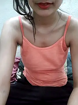 Snapshot of Kittu-rani66 chatting on April 22, 3:09 am Kittu-rani66 online show from April 22, 3:09 am