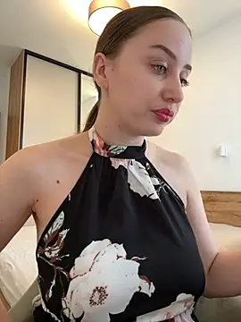 Maribelle Vinnie online show from April 18, 3:16 pm