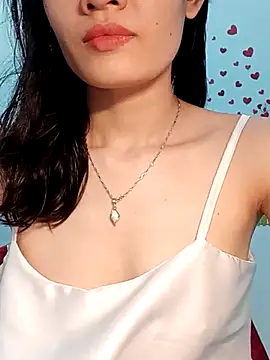 Snapshot of Hinna_x chatting on May 22, 1:50 pm Hinna x online show from May 22, 1:50 pm