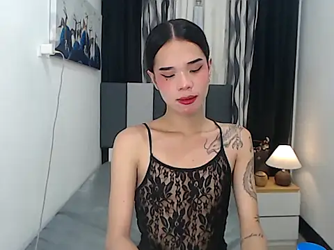 Snapshot of Colette_Thompson chatting on April 23, 3:25 pm Colette Thompson online show from April 23, 3:25 pm