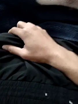 Snapshot of nikyuuu chatting on January 19, 11:36 am nikyuuu online show from January 19, 11:36 am