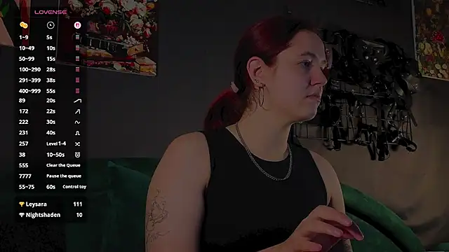 Snapshot of the_high_priestess chatting on June 17, 2:58 am the high priestess online show from June 17, 2:58 am