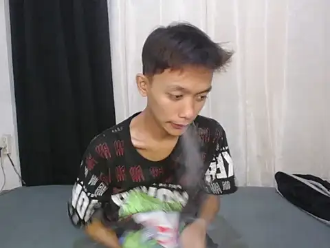 Snapshot of Innocentfucker chatting on February 28, 2:40 pm Innocentfucker online show from February 28, 2:40 pm