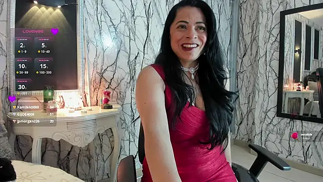 adelinemoretti online show from March 28, 12:16 pm