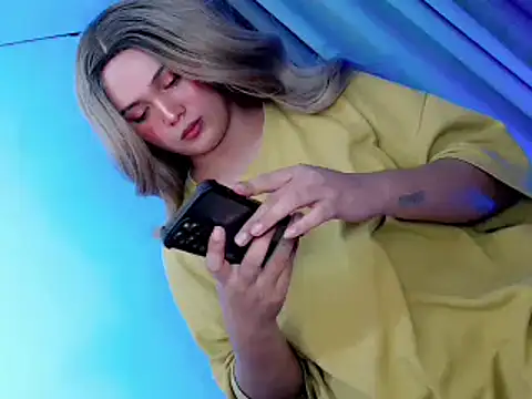 Snapshot of Sweet_angelinax chatting on May 15, 11:28 am Sweet angelinax online show from May 15, 11:28 am