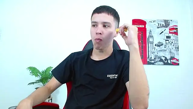 Cumandres18 online show from November 12, 2:06 pm