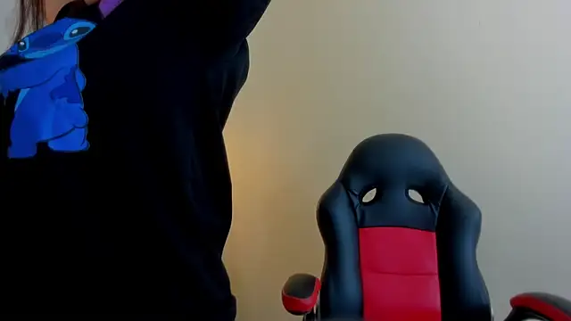 GIANAMILLER6 online show from February 18, 12:23 pm