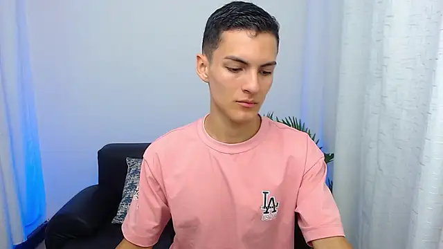 Matiius18 online show from October 27, 1:59 pm