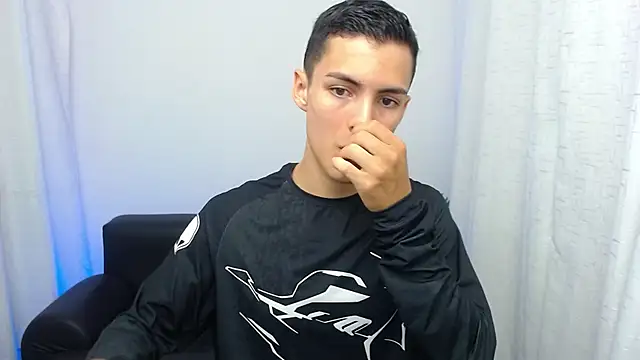 Matiius18 online show from November 15, 2:02 pm