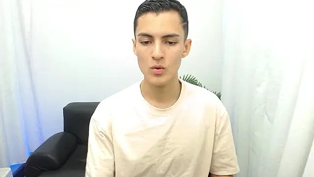 Matiius18 online show from November 27, 1:57 pm