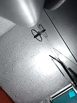 Snapshot of Rolito69 chatting on October 18, 6:19 pm Rolito69 online show from October 18, 6:19 pm