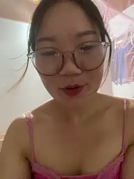 Snapshot of tttan1 chatting on June 20, 1:36 pm tttan1 online show from June 20, 1:36 pm