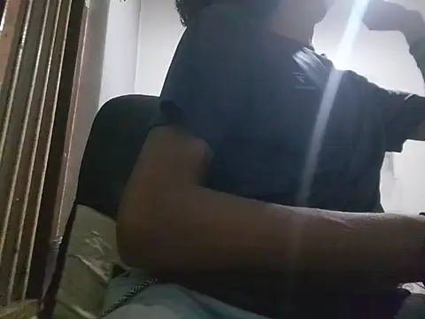 Ashy2001 online show from September 17, 1:57 pm