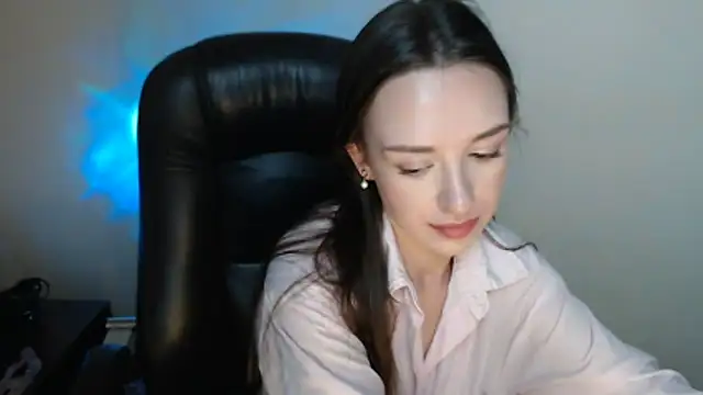 BonnieX  online show from May 6, 11:59 am