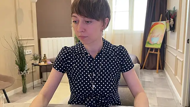 Snapshot of daniellia_ chatting on May 22, 2:22 pm daniellia online show from May 22, 2:22 pm