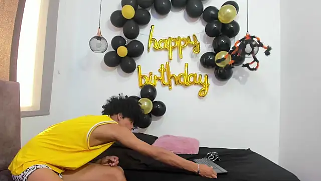 Violet Dream2 online show from October 28, 9:39 pm