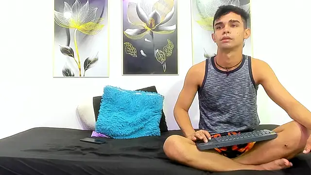 Violet Dream2 online show from February 28, 8:26 am