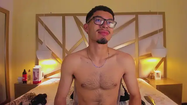 Jaxon Carter online show from April 14, 1:55 am