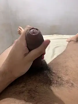 renannoviinho17z online show from April 11, 12:59 am