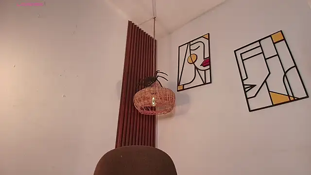 Aliceblaker  online show from October 14, 3:40 am