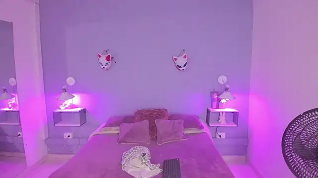 Snapshot of Zoe_Lynch_ chatting on September 25, 11:47 am Zoe Lynch online show from September 25, 11:47 am