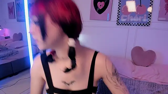 Snapshot of Zoe_Lynch_ chatting on April 24, 11:56 am Zoe Lynch online show from April 24, 11:56 am
